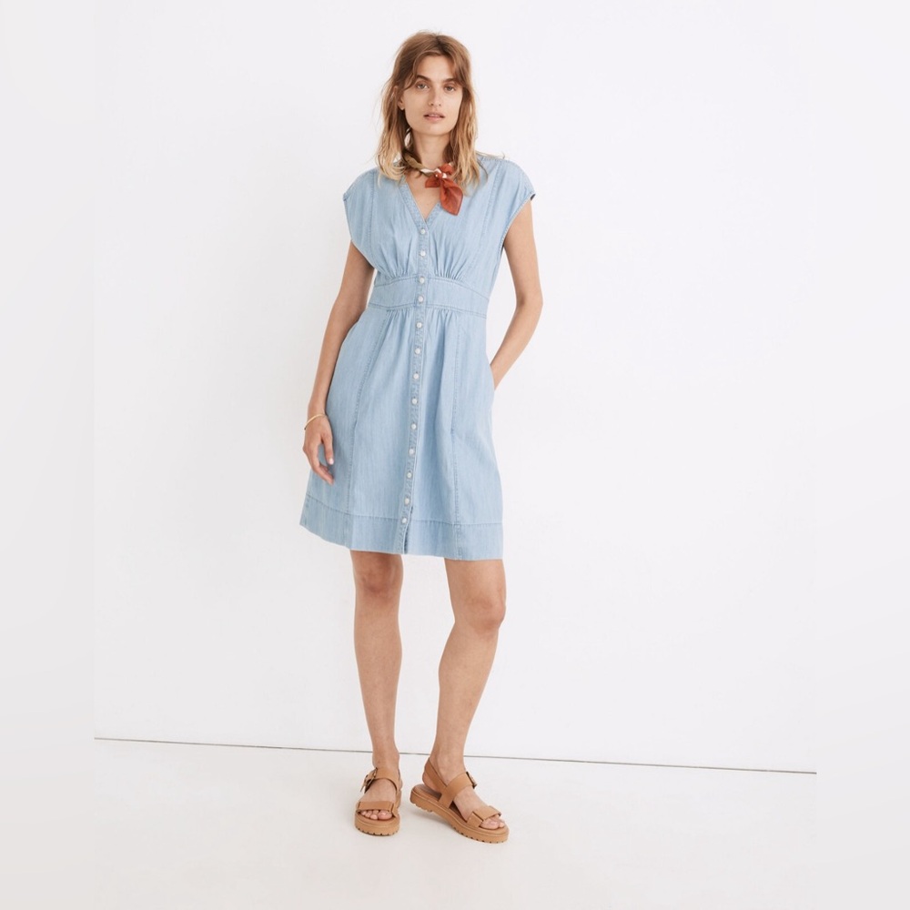 NWT Madewell Denim Cap-Sleeve Button-Front Dress in Sunwashed Indigo